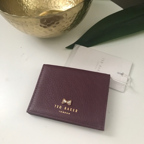 NWT Ted Baker Lillly Dark Red Pebbled Leather Card Case Wallet with Crystal Bow - Picture 2 of 3